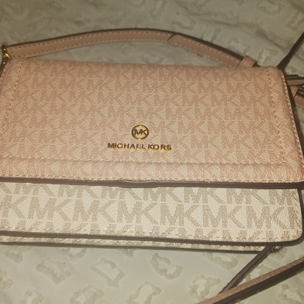 MK wallet/ bag